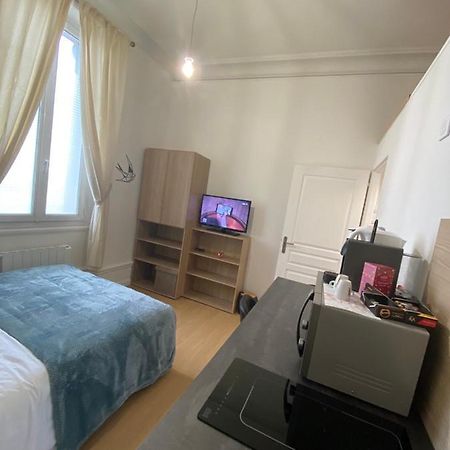 Superbe Appartement Centre Ville Chez Tony Perigueux Bagian luar foto